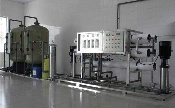 6T/時瓶裝反滲透水處理設備 6T/時瓶裝反滲透水處理設備